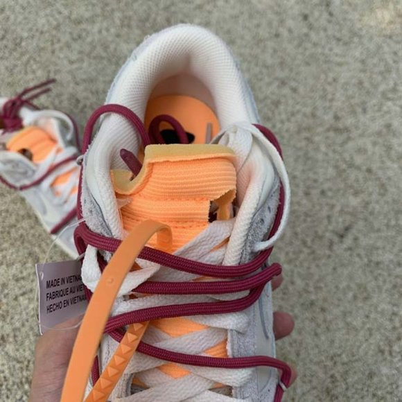 Nike Dunk Low x Off-White Lot 35 Sneakers - Picture 7 of 11